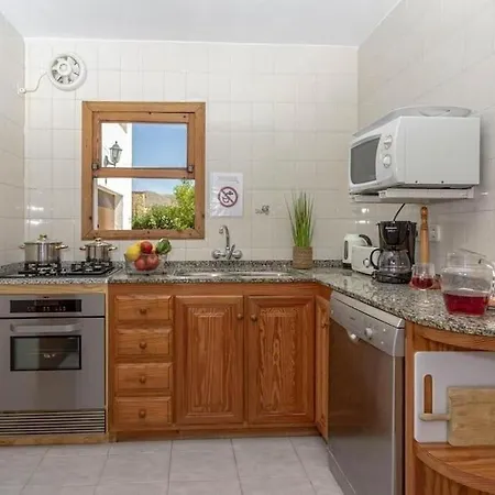 Cozy House For 4 People In A Quiet Rural Area By Renthousing Holiday home *