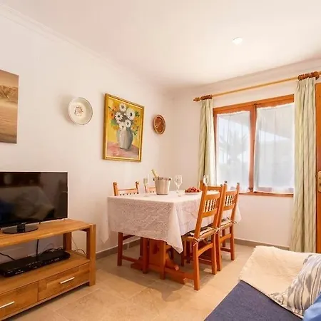 Cozy House For 4 People In A Quiet Rural Area By Renthousing