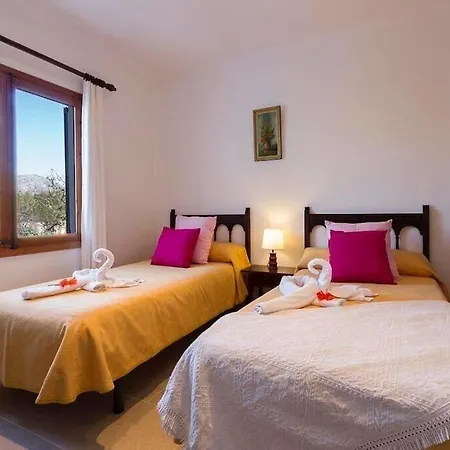 Cozy House For 4 People In A Quiet Rural Area By Renthousing